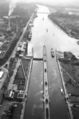 Blick auf die Schleusen und die Prinz-Heinrich-Brücke, 1967