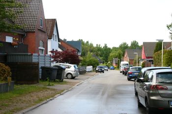 Flemhuder Straße; Blick von der Demühlener Straße