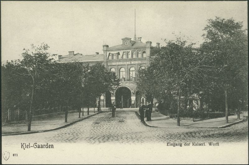Datei:Kaiserliche Werft Eingang 1905.jpg