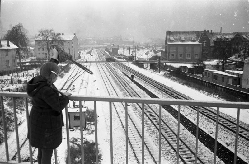 Datei:Bahnübergang Alte Lübecker Chaussee Jan 1963.jpg