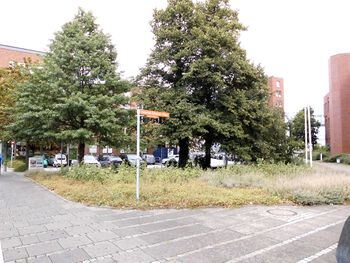 Der Heinrich-Ehmsen-Platz in Richtung Fabrikstraße