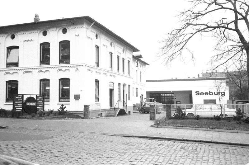 Datei:Seeburg Holzhandel 1971.jpg