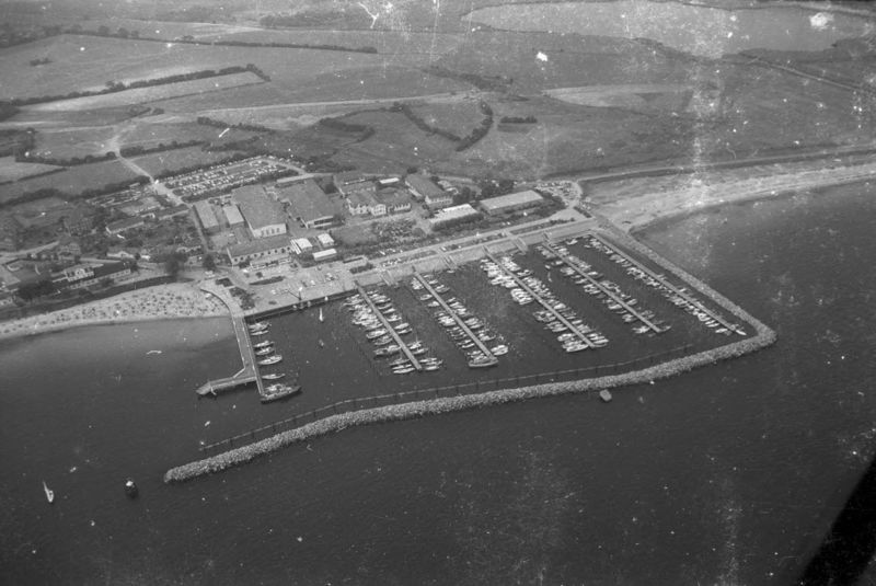 Datei:Yachthafen Schilksee 1968.jpg