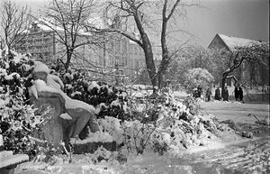 Die Schlummernde Kleiner Kiel Dez 1957.jpg