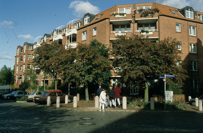 Datei:Schaßstraße 12-16 (StA Kiel 86737).jpg