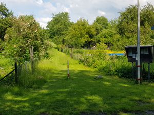 Karlsburger Feldweg von B 404.jpg