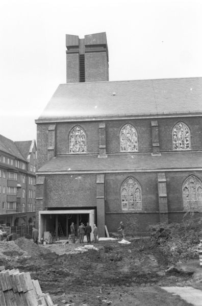 Datei:St. Nikolaus Umbau Sept 1967.jpg