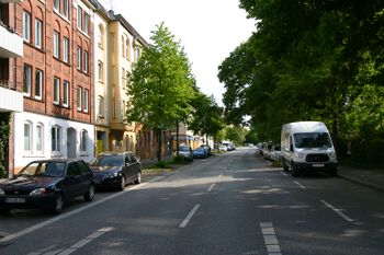 Blick von der Asmusstraße in Richtung Theodor-Heusss-Ring