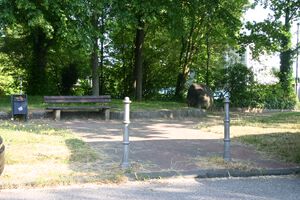 Friedrich-Karl-Gotsch-Platz von Süden.jpg