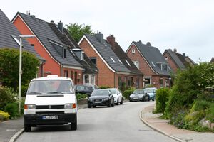 Neumühlener Straße nach Westen Richtung Rosenfelder Straße.JPG