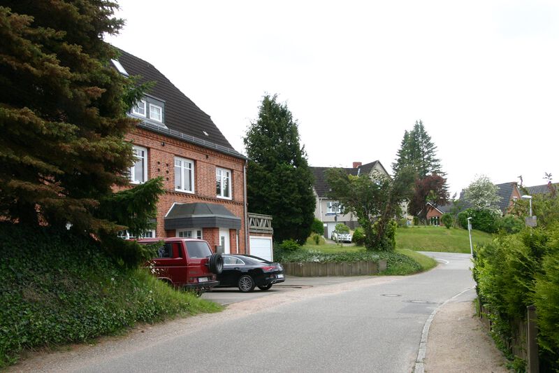 Datei:Kronsburger Straße zum Poppenbrügger Weg.JPG