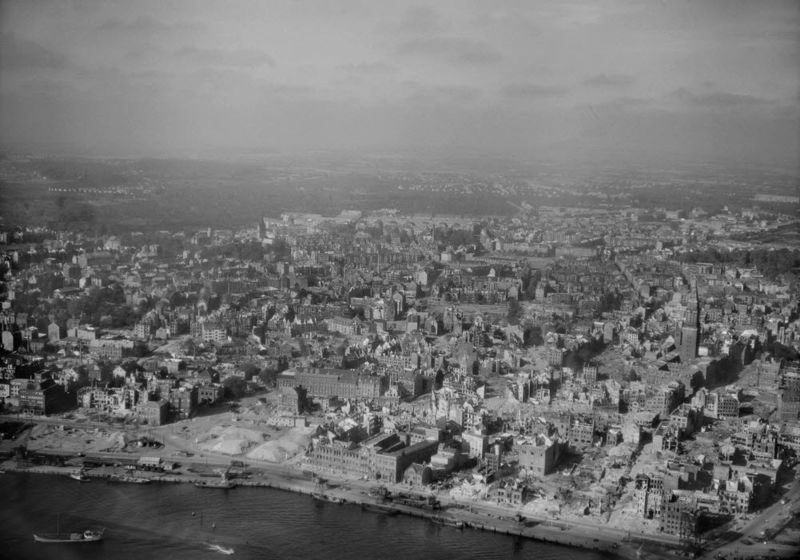 Datei:Luftbild Vorstadt Sept 1944.jpg