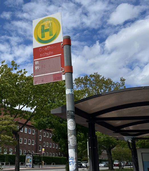 Datei:Haltestelle-Goetheschule-Alt.jpg