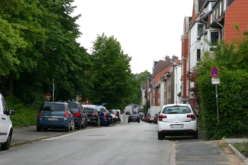 Datei:Rendsburger Landstraße von Schleswiger Straße zur Helgolandstraße.JPG