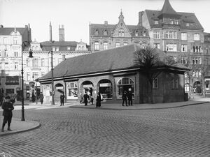 Fischhalle Dreiecksplatz 1912.jpg