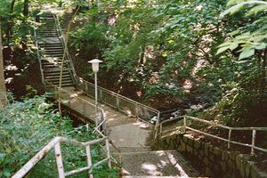 Der Brook Brücke vor der Umgestaltung.jpg