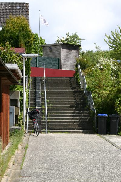 Datei:Bachstelzenweg Treppe zum Sprosserpfad.jpg