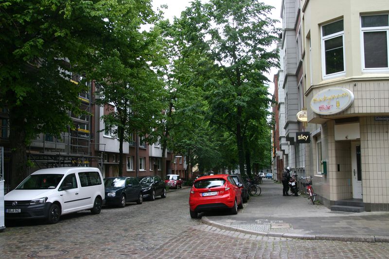 Datei:Danewerkstraße von Schleswiger Straße zur Hamburger Chaussee.JPG