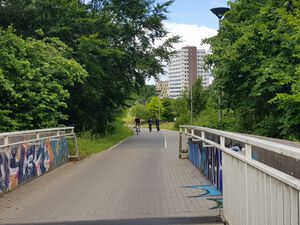 Christinenweg Brücke über B76.jpg