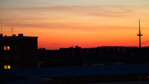 Silhouette mit Fernsehturm.jpeg