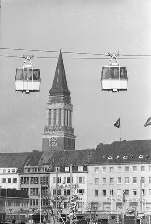 Eroeffnung Gondeln.jpg