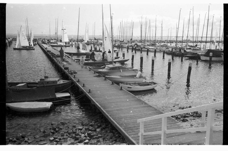 Datei:Hafen Schilksee 1964.jpg