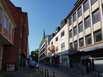 Schumacherstraße; Blick aus Richtung Wall zum Nikolaikirchhof