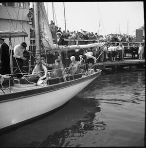 Heuss Kieler Woche 1954.jpg