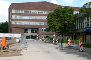Am Studentenhaus zur Ludewig-Meyn-Straße.jpg