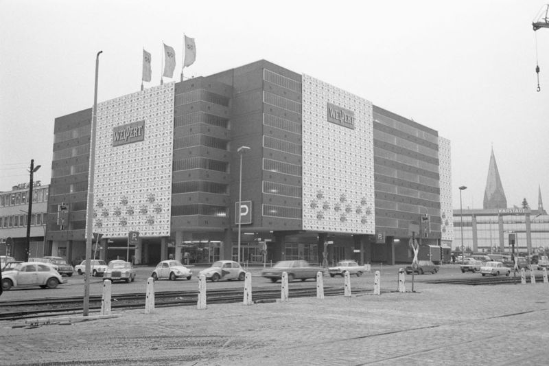 Datei:Weipert Parkhaus 1972.jpg