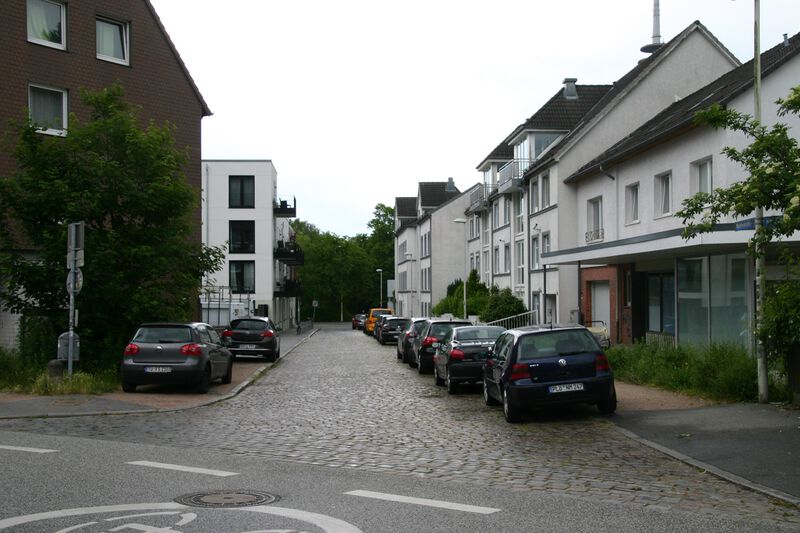 Datei:Waldwiesenstraße von Rendsburger Landstraße zur Hamburger Chaussee.JPG